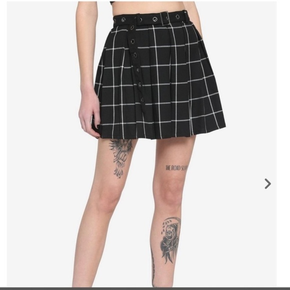 NWT‎ - Hot Topic Pleated Skirt